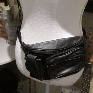 Retro Black Vegan Faux Leather Fanny Pack Belt